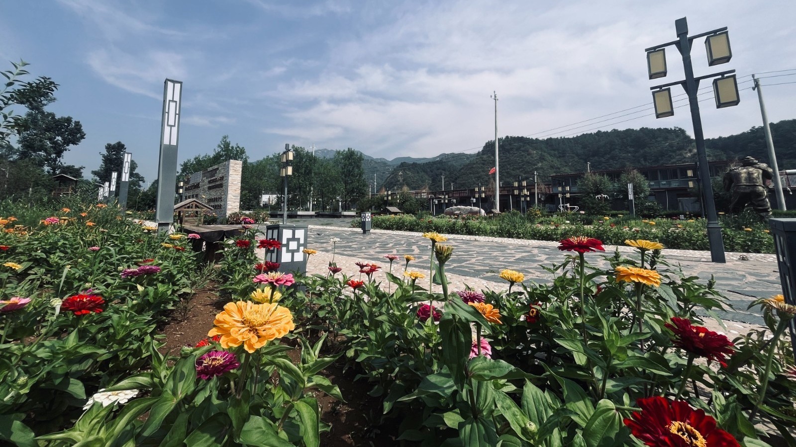 京郊避暑 市民“北极乡”感受平均温度22℃的夏天 京郊避暑 市民“北极乡”感受平均温度22℃的夏天