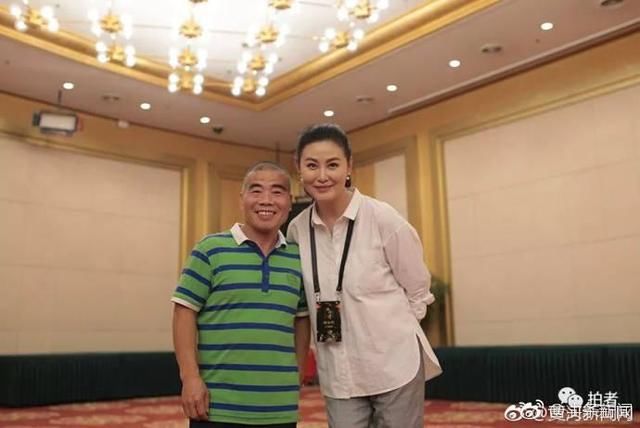 老版《水浒传》主创20年再聚首,最美潘金莲王