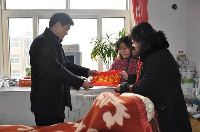 农民注意,新农合可以二次报销,这4种补偿费用