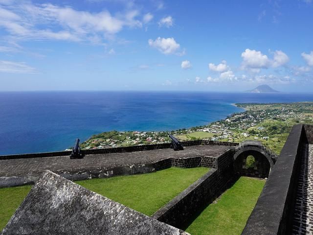 北美洲10个小国,个个不与中国建交,却视美国为