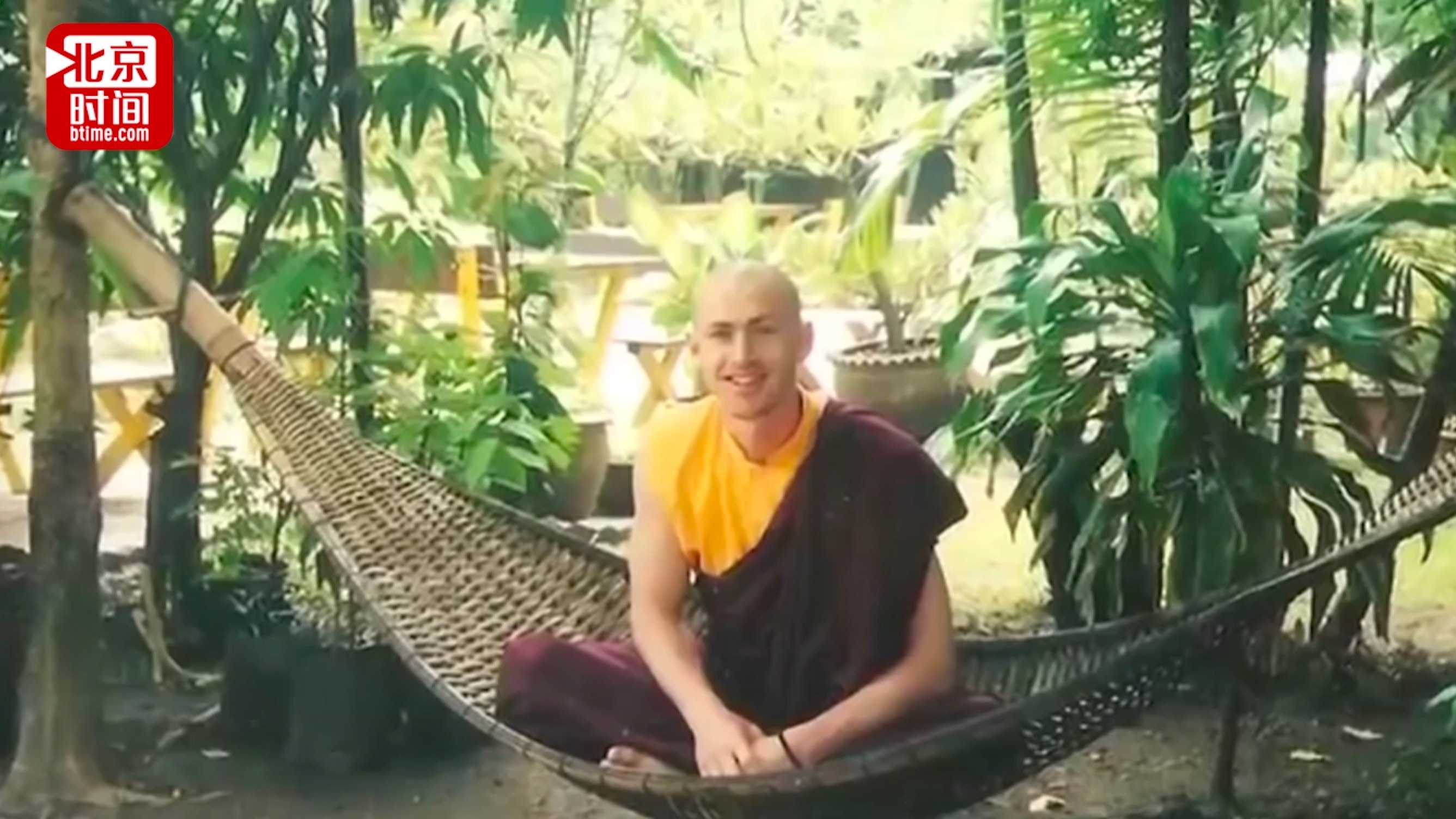 不堪亲友相继离世 英国男子出家十年后开发冥想app成亿万富翁! 不堪亲友相继离世 英国男子出家十年后开发冥想app成亿万富翁!