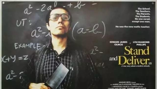 热血老师扛菜刀上课,把400名混混送进名校!