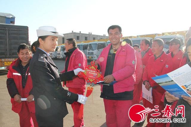 交通安全宣传进企业 源头强化驾驶人管理