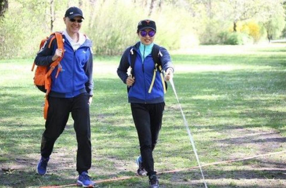 金星老公汉斯被追问怎么解决生理问题,他霸气