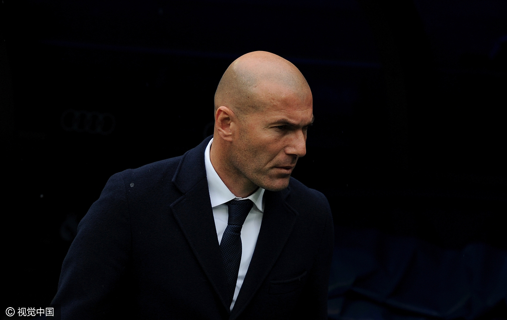 组图-阿韦罗亚告别伯纳乌 c罗调皮吐舌庆双响