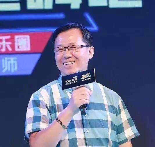 继李小璐做头发,卓伟再添猛料:N姓男星出轨S姓
