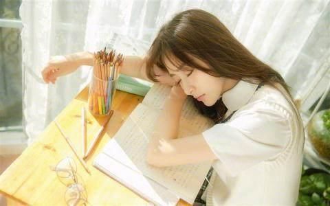 知怀孕后想给老公发信息,失误群发了,前男友都