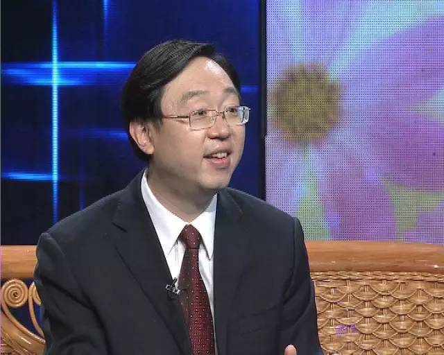 今晚18:25,北京大学第一医院皮肤性病科主任李航做客《健康北京》.