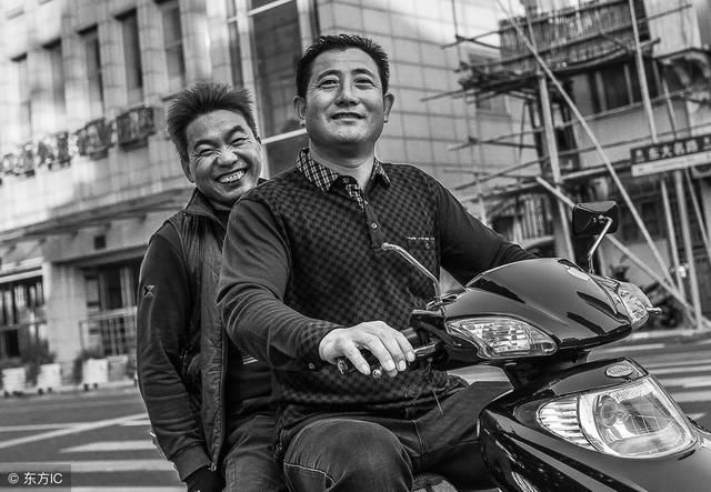 《上海滩》中,许文强是被谁杀了