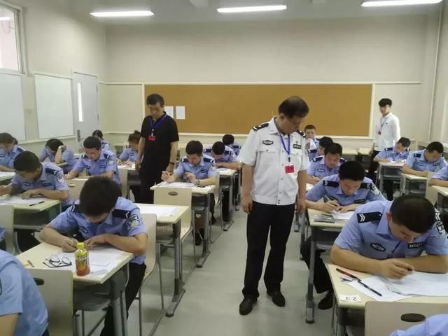 大赞:西安辅警过渡考试,确定岗位层级,建立工资
