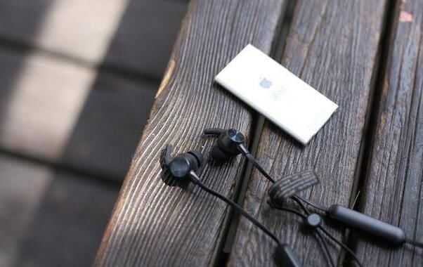 什么蓝牙耳机性价比高?2018呼声最高的五大耳