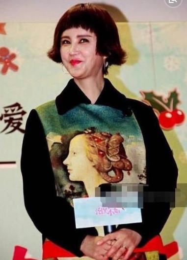 张歆艺近照曝光,面部狰狞眼睛瞪老大!网友:整容