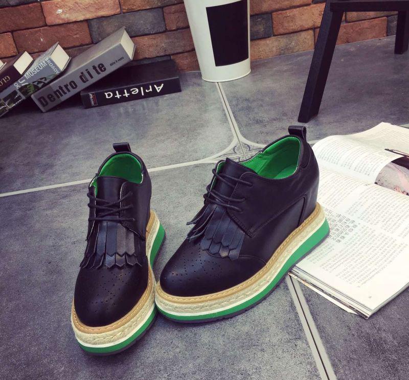 2018秋季新款内增高小白鞋女,时尚洋气显腿长