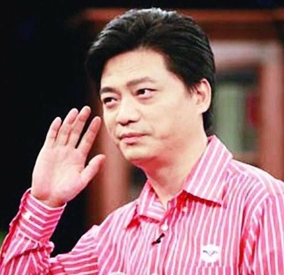 崔永元提交相关明星到税务局,网友:请一定要注