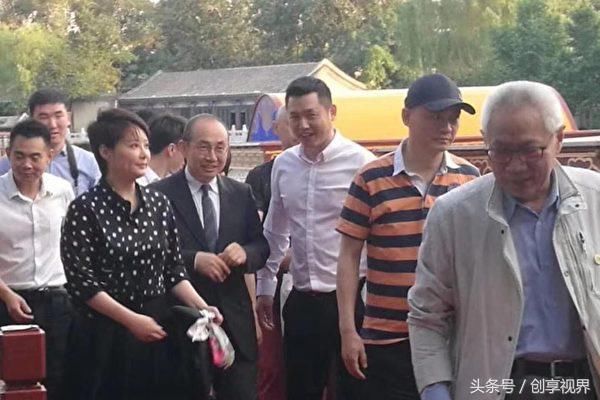 崔永元、影星袁立、地产大亨潘石屹及任志强4