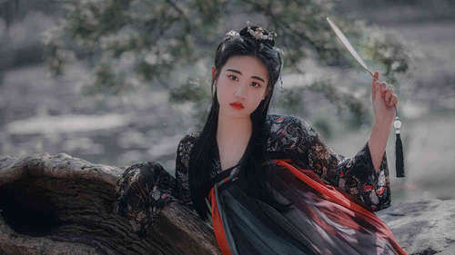 看起来傻乎乎,其实最机灵的4大星座女,容易让