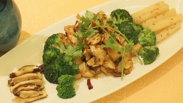 《快乐生活一点通》20181029家中做没有刺的烤鱼 《快乐生活一点通》20181029家中做没有刺的烤鱼