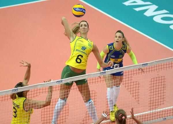 重磅消息,时隔两年,巴西女排第一副攻将亮相国