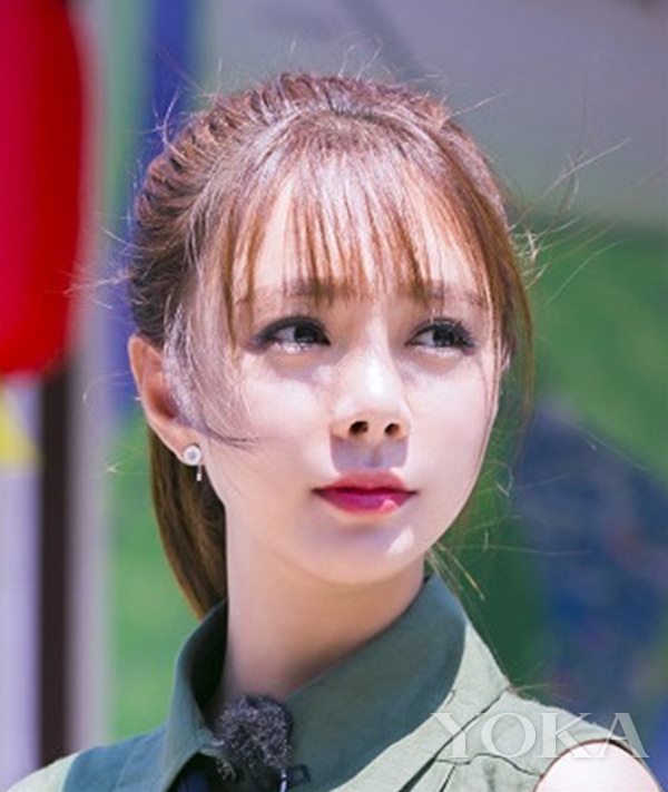 如果你超爱齐刘海 今年请将厚重铁刘海换成薄纱齐刘海