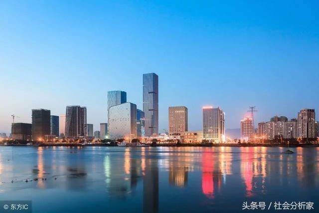 中国GDP前10,去掉经济总量最高的城市,新排名