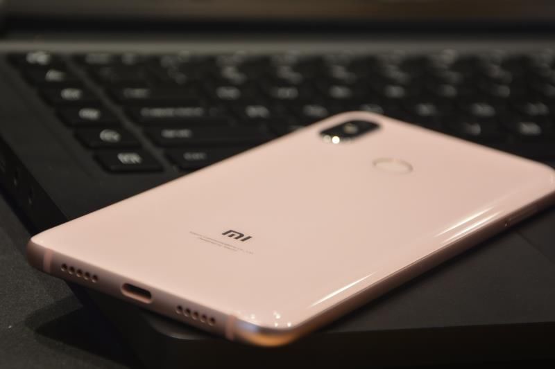 刘海系小米8开箱图赏,新诠释,是你心目中的那