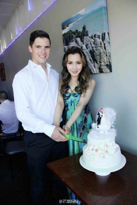 快女艾梦萌嫁新西兰人 婚礼未邀快女朋友 快女艾梦萌嫁新西兰人 婚礼未邀快女朋友