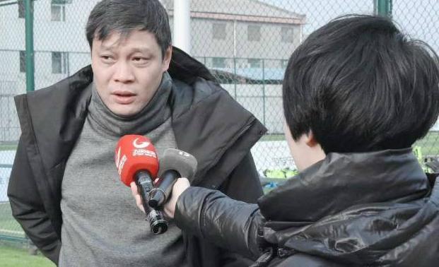 曾经的中国足球队队长上海出生的范志毅