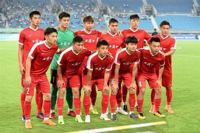 专家:国足打中超具有创造性,球迷应看到希望!