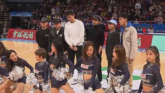 《天天体育》20191202以篮球的方式 孙杨五棵松庆生 《天天体育》20191202以篮球的方式 孙杨五棵松庆生