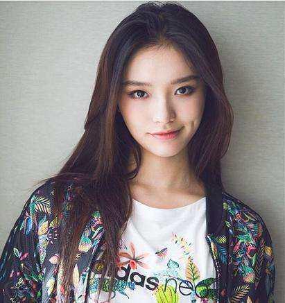 白敬亭抱过的女星,抱郑爽最心疼,抱林允最吃力