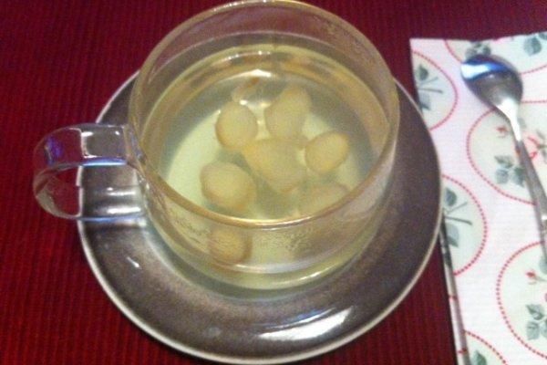 肠道有毒胖5斤,几片生姜蜂蜜水,早晨喝一杯:减
