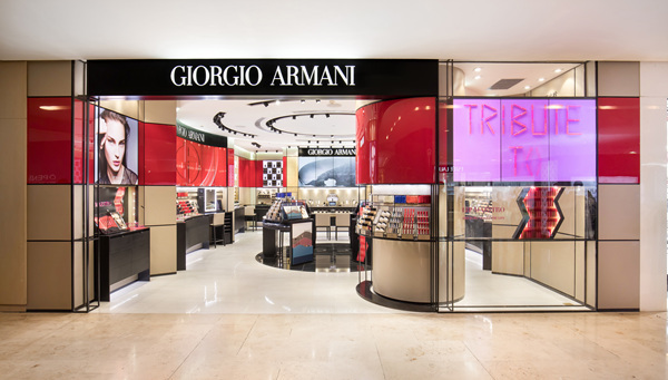 阿玛尼美妆中国首家全新形象精品店盛大揭幕 阿玛尼美妆中国首家全新形象精品店盛大揭幕