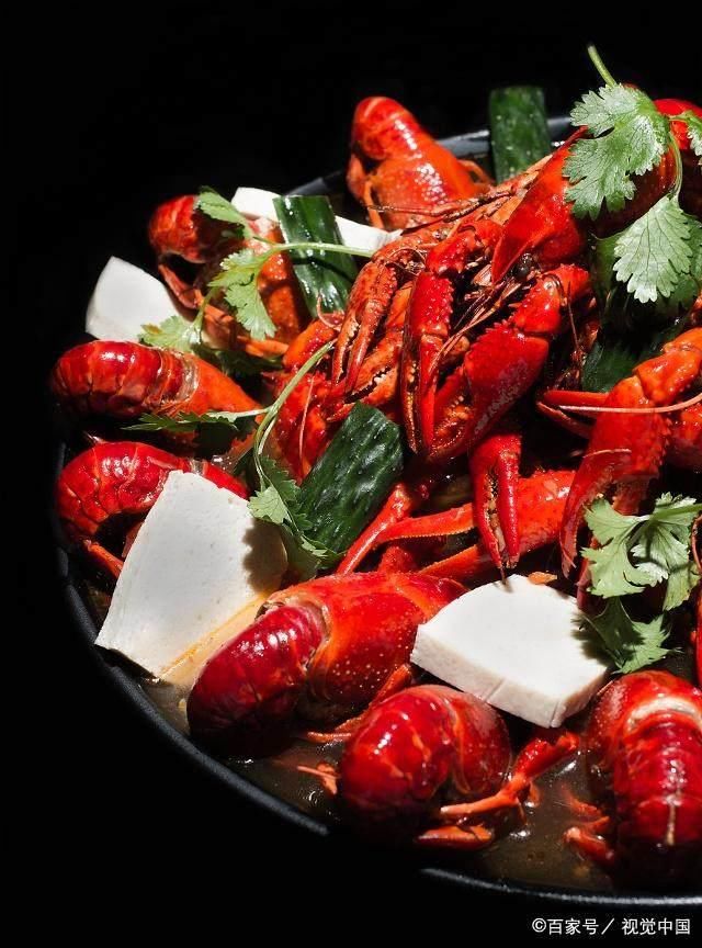 小龙虾围攻英水坝愁坏英国人,为什么中国人那