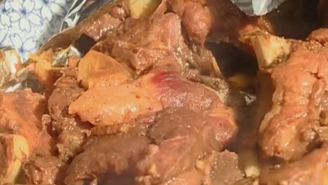 《快乐生活一点通》20180103零厨艺制作锡纸排骨 《快乐生活一点通》20180103零厨艺制作锡纸排骨