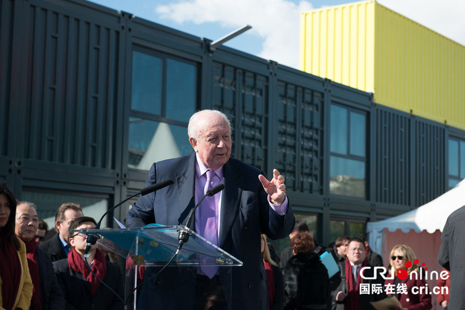 马赛市长戈丹始终积极支持国际商贸城项目的建设