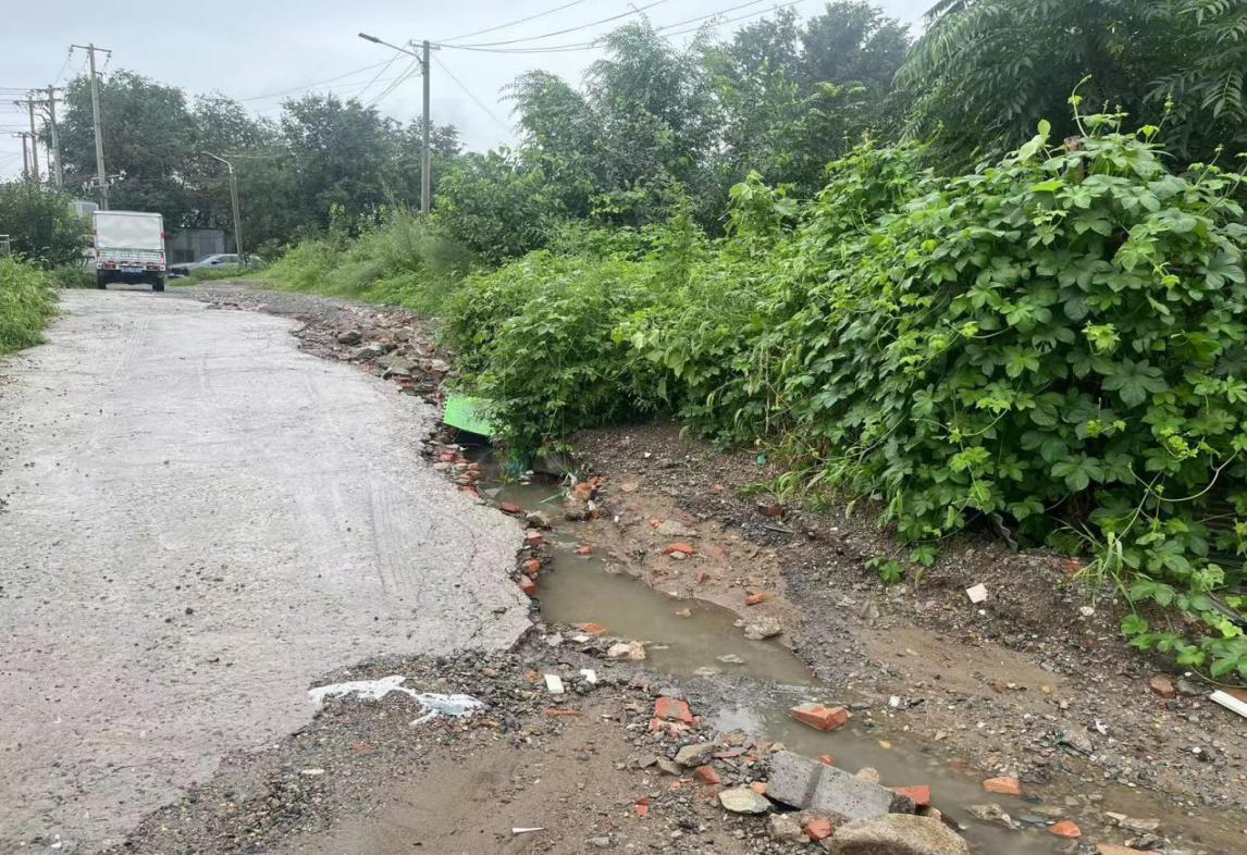 “破碎路”旧貌换新颜,为村民出行消除安全隐患 “破碎路”旧貌换新颜,为村民出行消除安全隐患