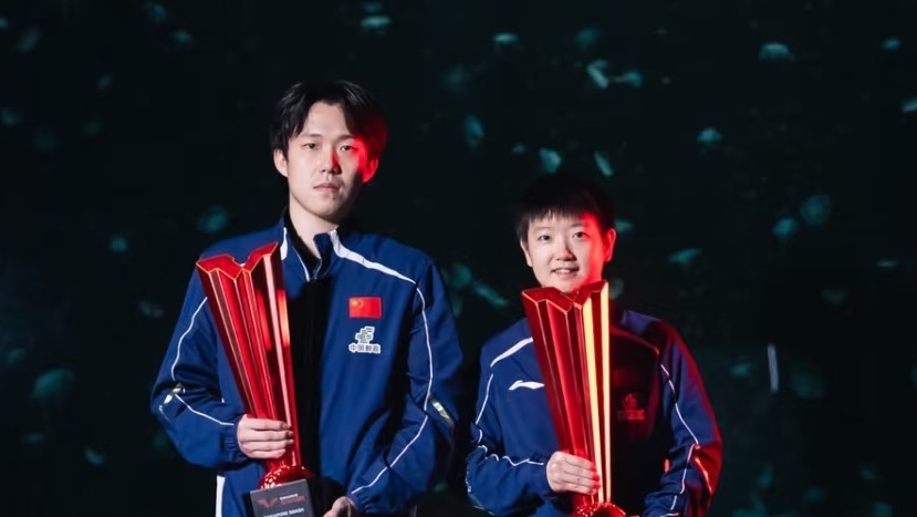 王楚钦孙颖莎拍摄新加坡城市宣传照