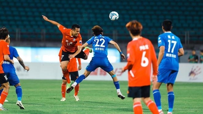 “村超”之后“苏超”又火了  零门槛赛球  快乐很简单