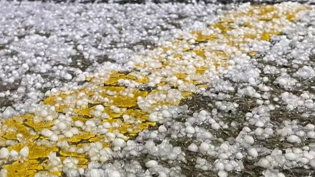 武汉遭遇冰雹和破纪录暴雨,这次天气过程为何这么猛? 武汉遭遇冰雹和破纪录暴雨,这次天气过程为何这么猛?