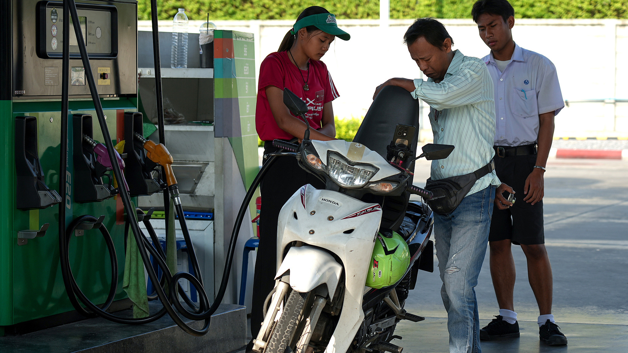 泰国外长:担忧未来可能出现长期能源危机 泰国外长:担忧未来可能出现长期能源危机