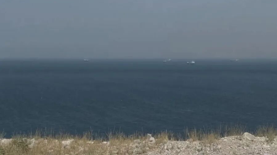 特朗普称即使霍尔木兹海峡仍关闭也愿结束战争