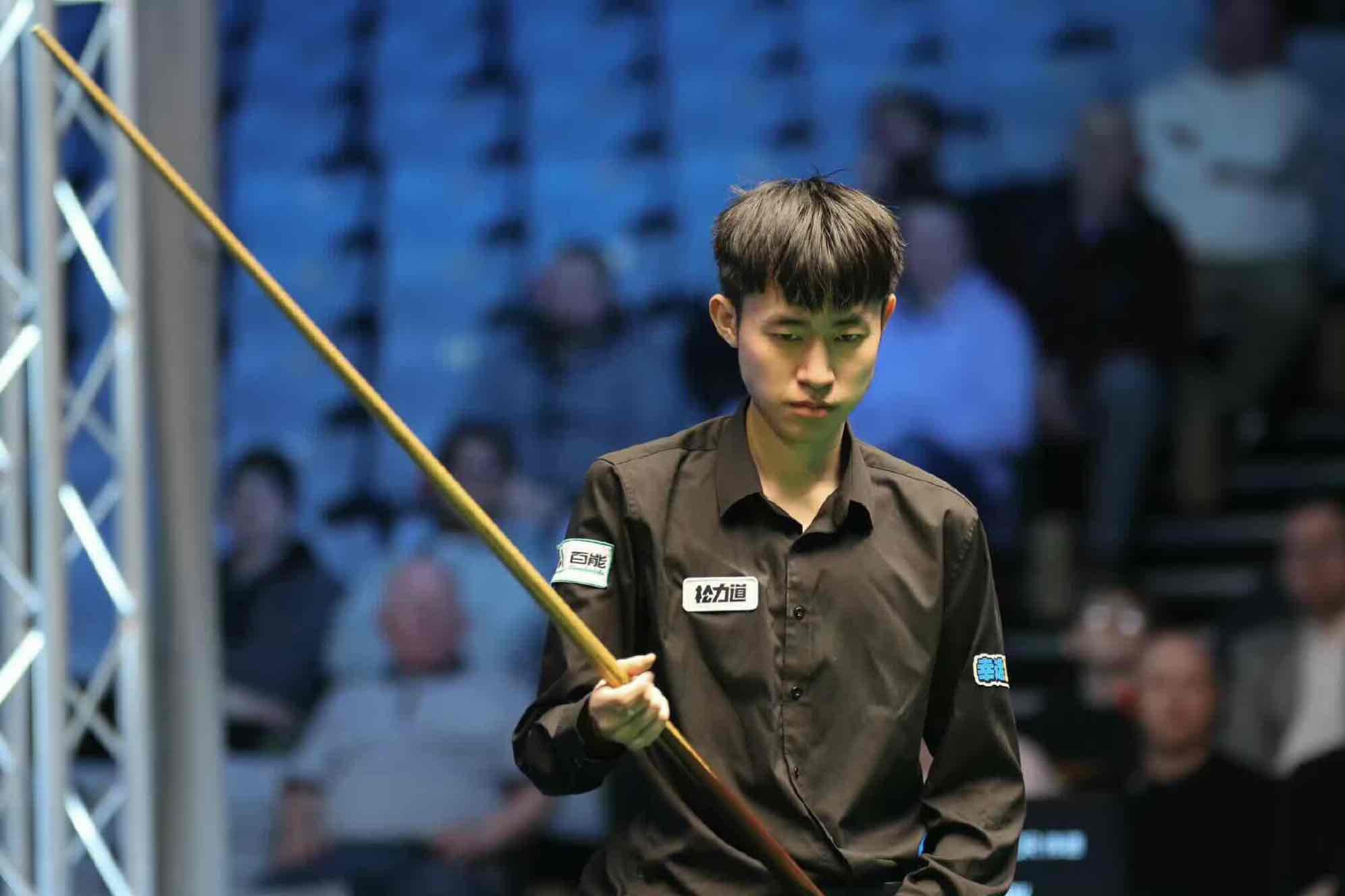 斯诺克苏格兰公开赛:中国小将常冰玉连克四位Top16 首进排名赛 斯诺克苏格兰公开赛:中国小将常冰玉连克四位Top16 首进排名赛