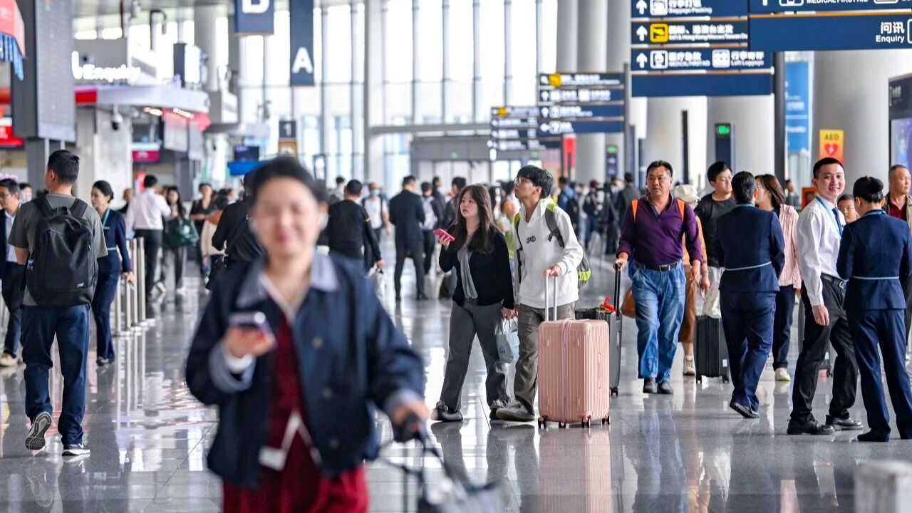 海南迎来封关后首个春运 前9天进出岛旅客累计近280万人次 海南迎来封关后首个春运 前9天进出岛旅客累计近280万人次