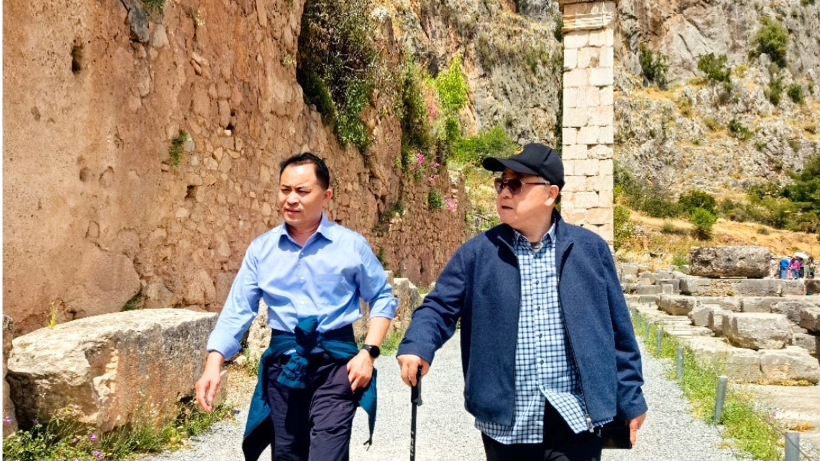 莫言：高山小镇 世界肚脐