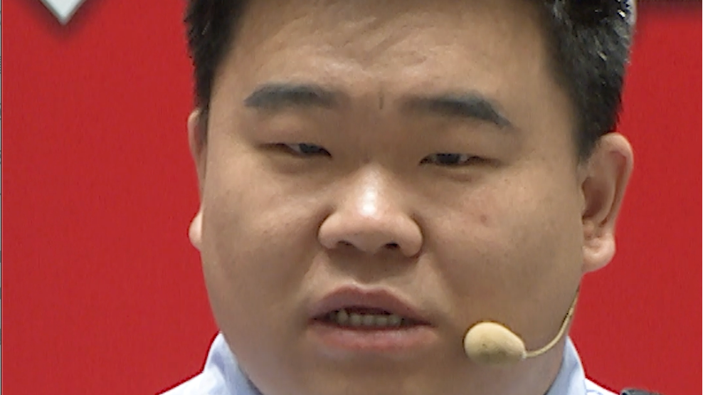 一夜之间被骗800万，“投资大师”带着炒期货，转私人账户后失联
