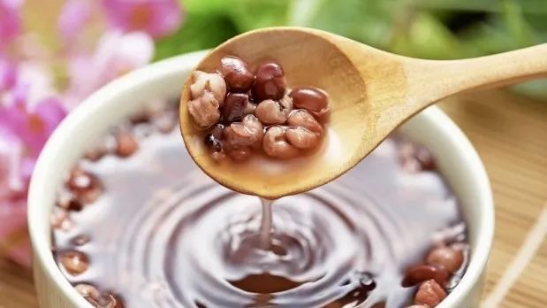 食养课堂｜“祛湿神器”红豆薏米水，很多人都喝错了