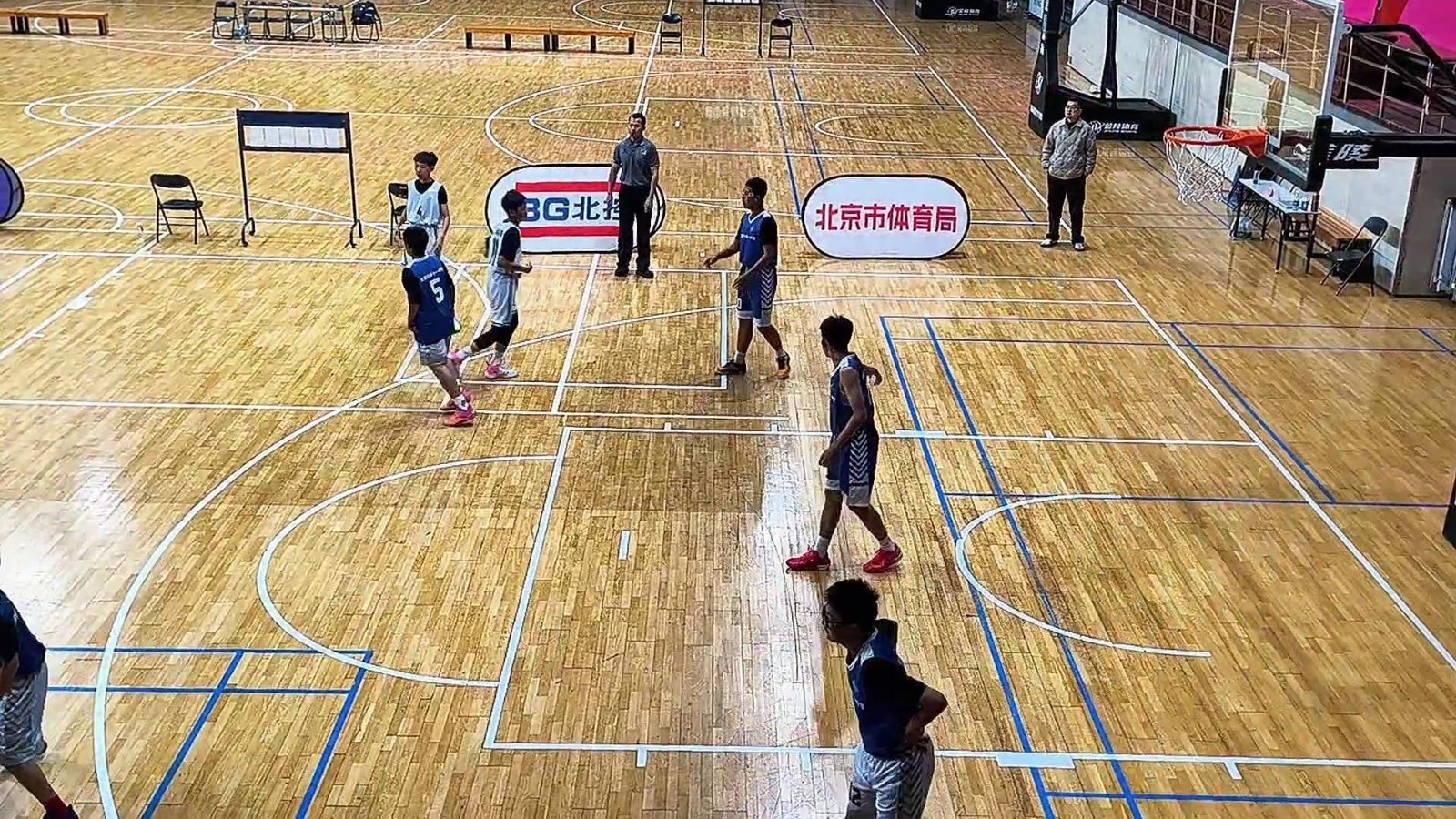 是进攻？还是防守？这是一个来不及思考的问题