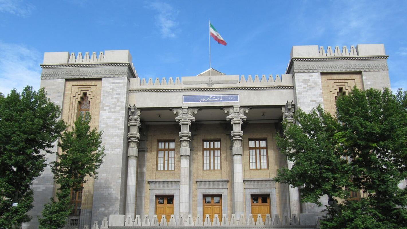 伊朗外交部：美启动新一轮对伊制裁等同于实施国家恐怖主义