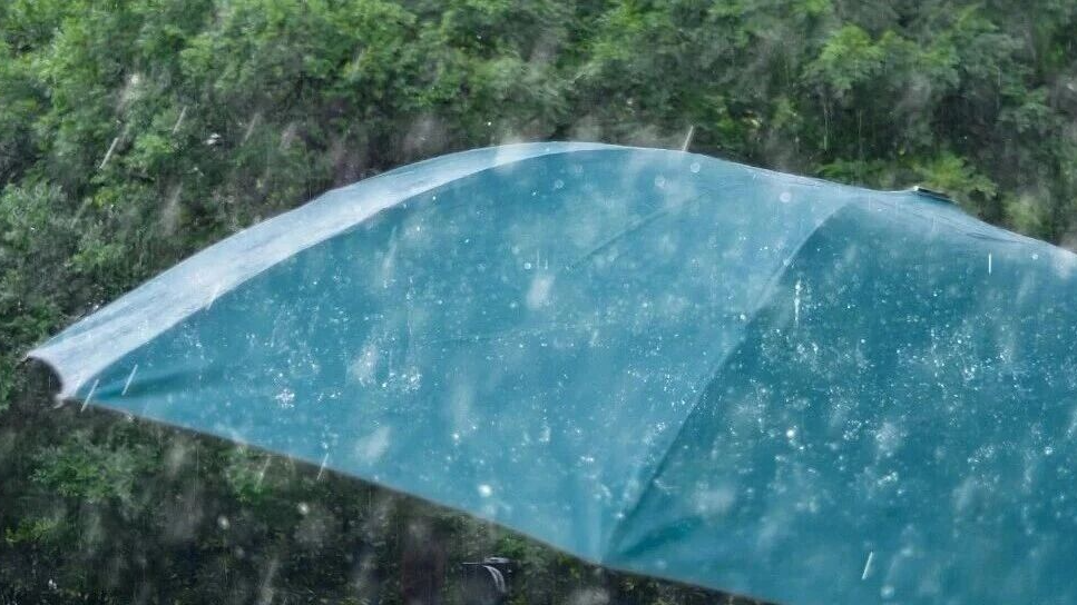 北京1区冰雹黄色预警、2区雷电蓝色预警！冰雹可能造成一定损失