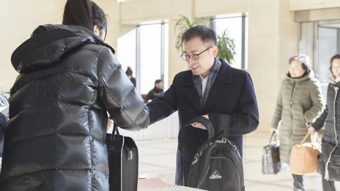 聚焦两会 | 区六届人大六次会议参会代表今天报到 聚焦两会 | 区六届人大六次会议参会代表今天报到